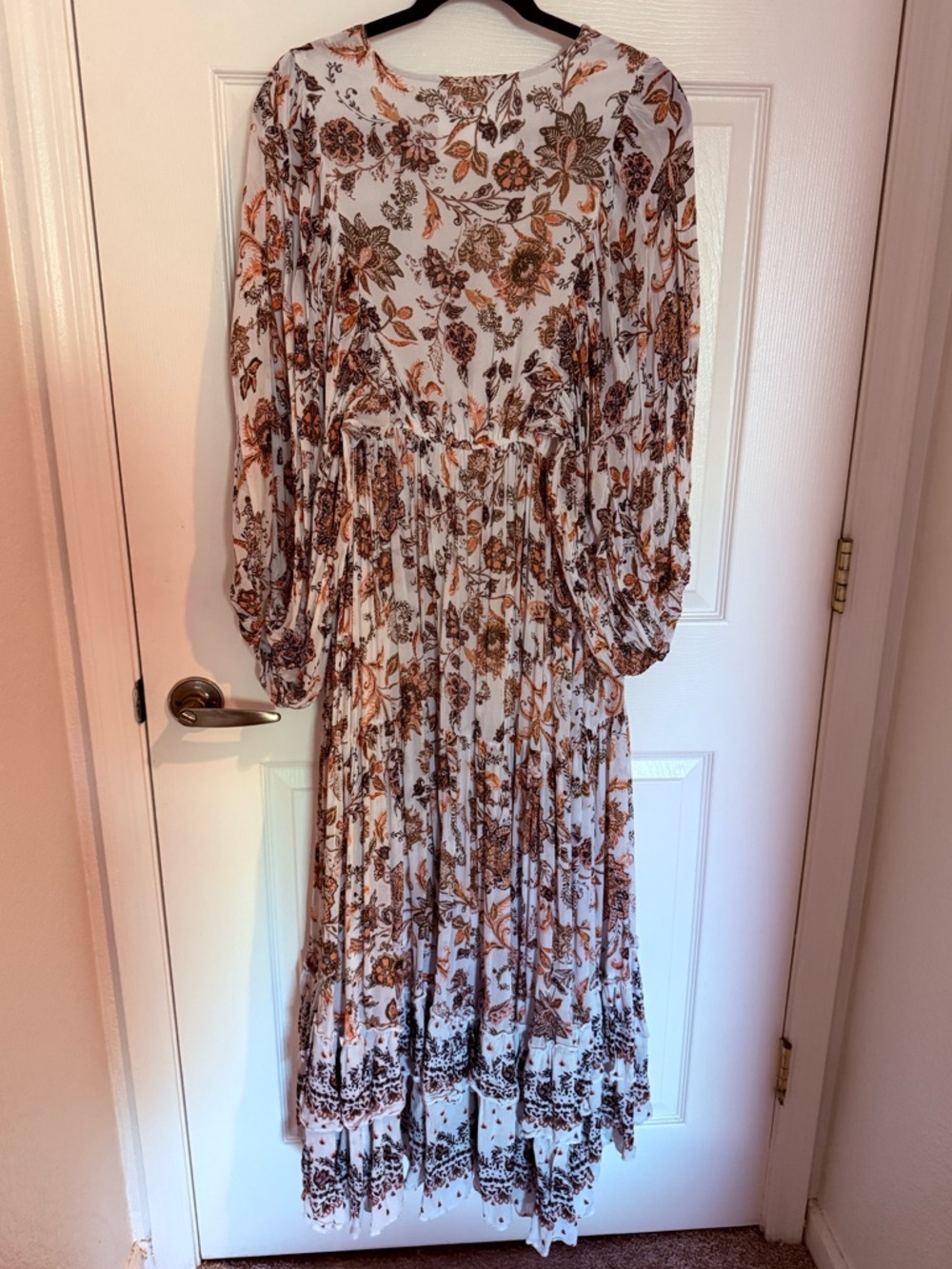 Anthropologie V neck long sleeve maxi dress - Picture 5 of 14